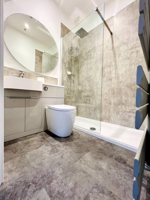 Modern 2-Bed In Blyth Centre Villa Екстериор снимка